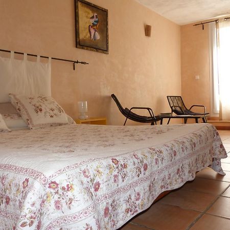 Bed and Breakfast Le Mas De Pie Caud Rognes Zewnętrze zdjęcie