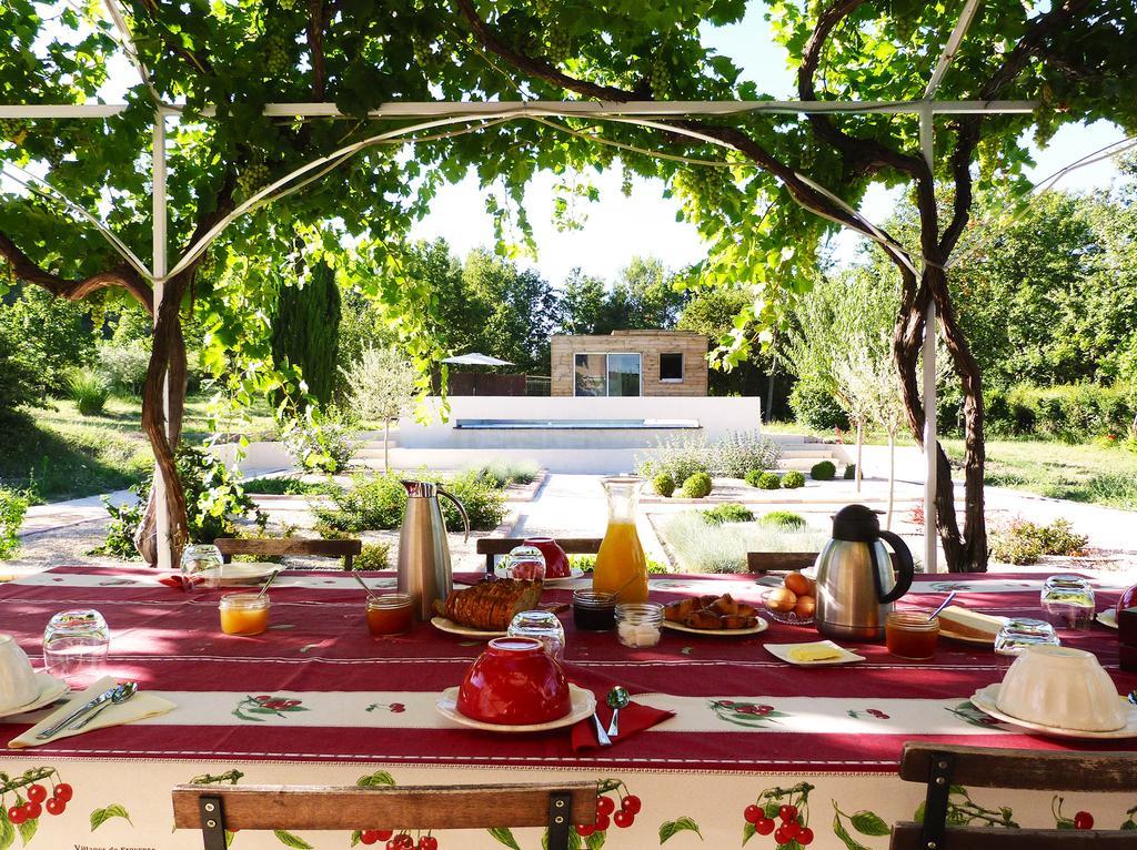 Bed and Breakfast Le Mas De Pie Caud Rognes Zewnętrze zdjęcie