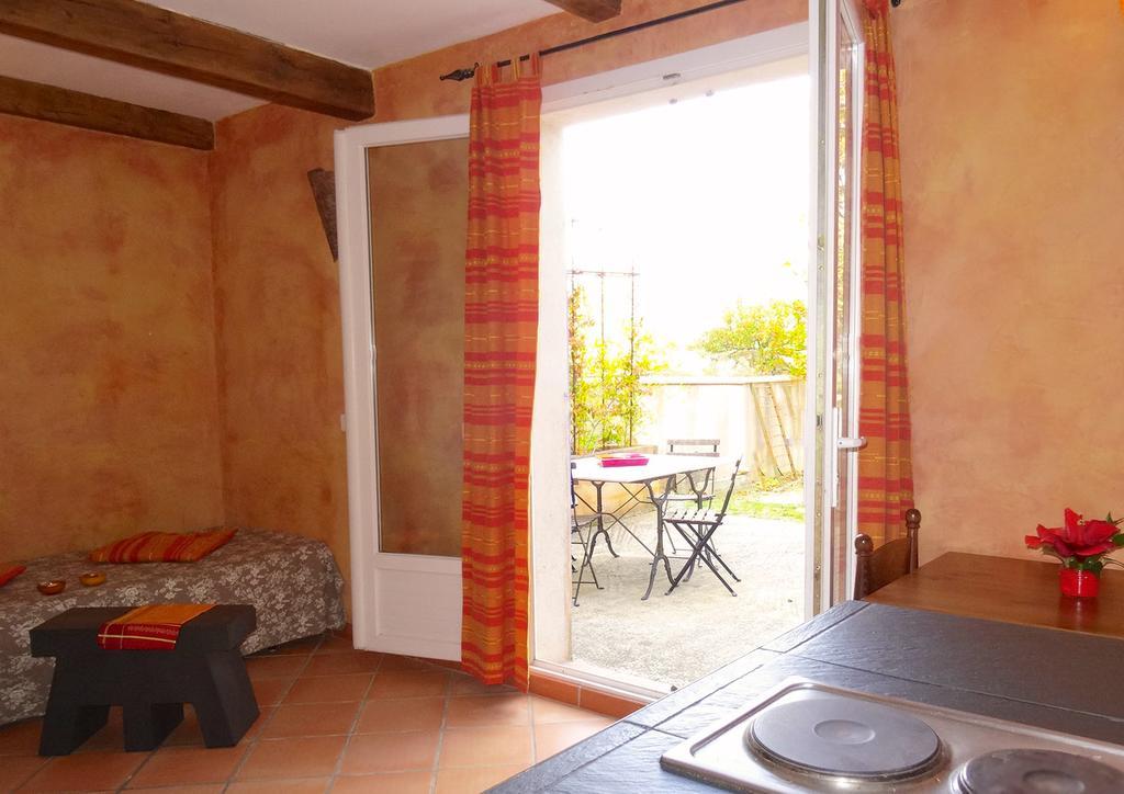 Bed and Breakfast Le Mas De Pie Caud Rognes Zewnętrze zdjęcie