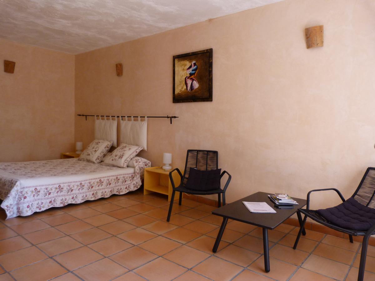 Bed and Breakfast Le Mas De Pie Caud Rognes Zewnętrze zdjęcie