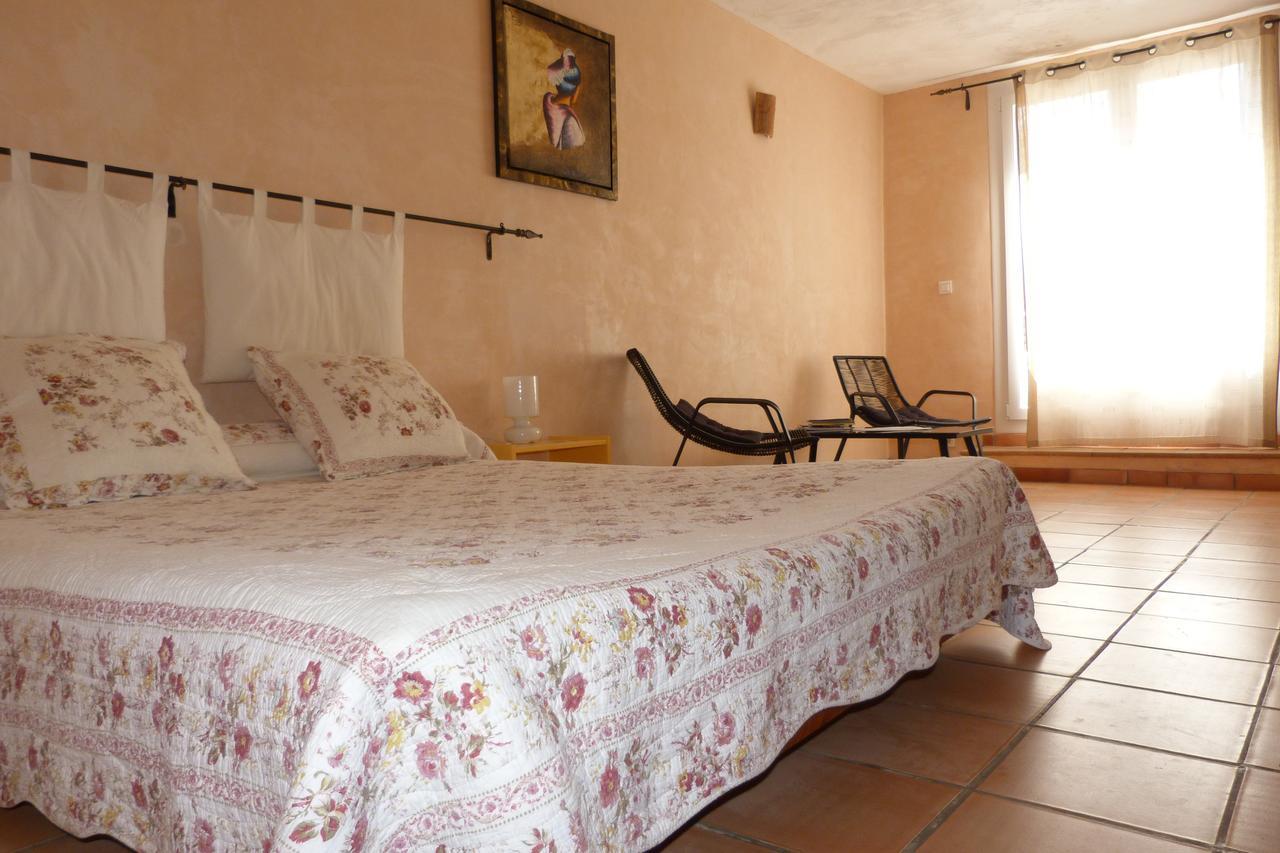 Bed and Breakfast Le Mas De Pie Caud Rognes Zewnętrze zdjęcie